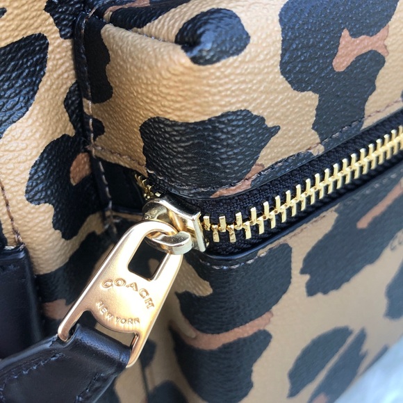 🔥LAST ONE🔥Coach Leopard Backpack - Picture 3 of 9